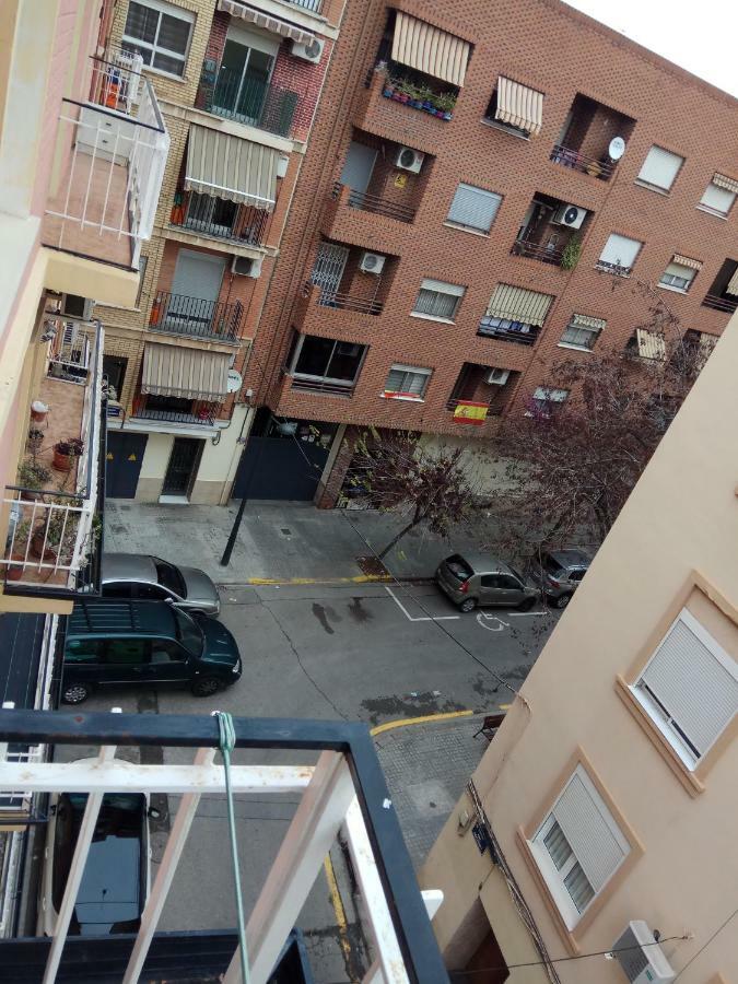 Burjassot Mestalla Валенсия Экстерьер фото